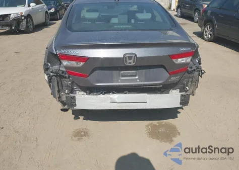 2018 Honda Accord Touring 2.0T z USA, uszkodzony, nr VIN 1HGCV2F90JA003493